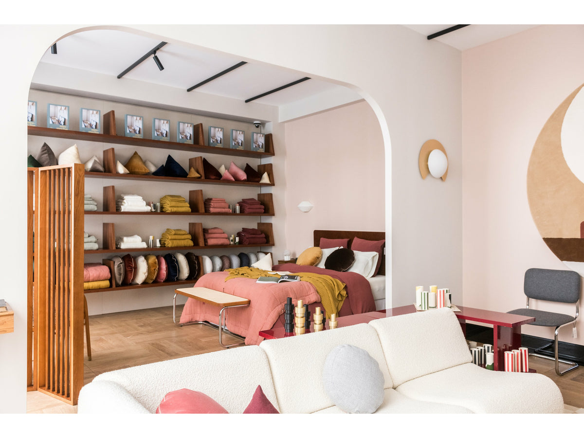 Boutique The Socialite Family rue St-Fiacre aux couleurs de la collection