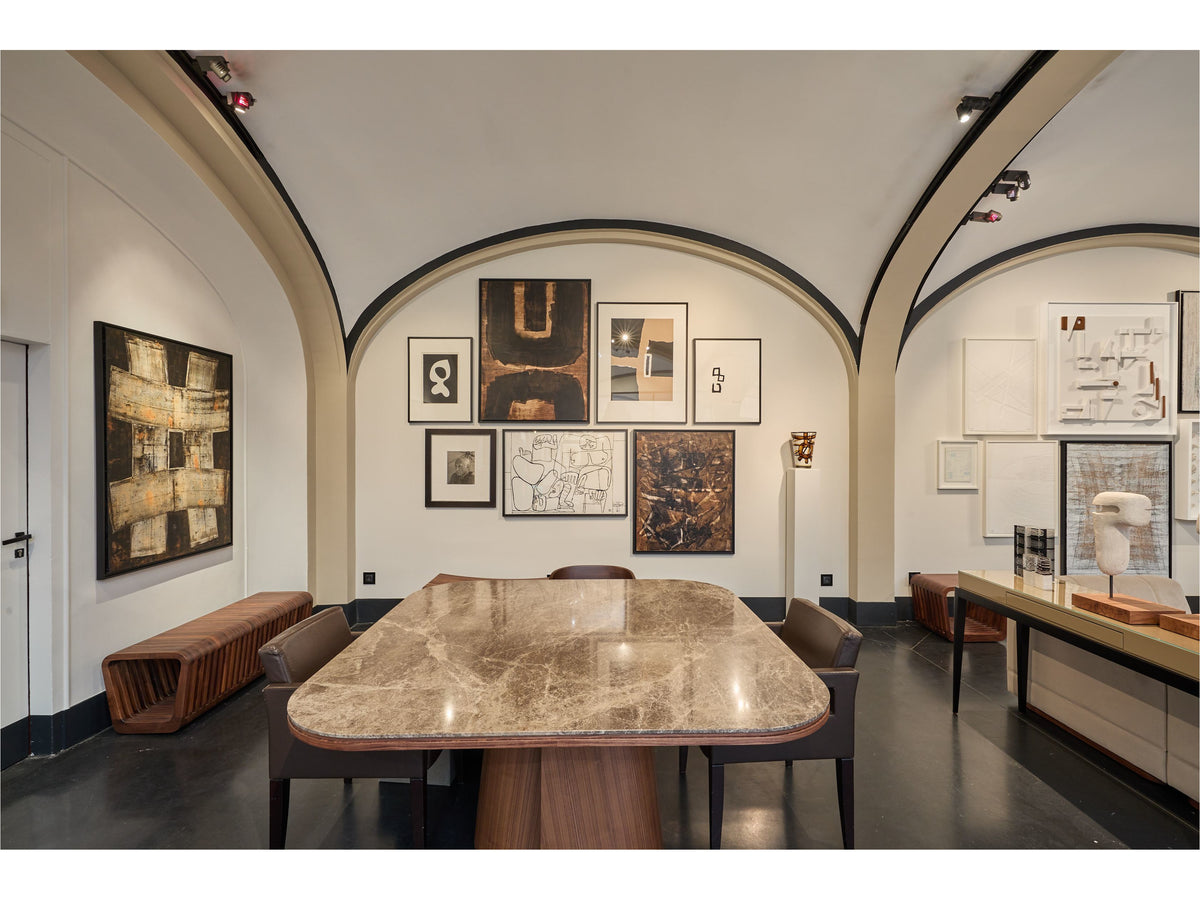 Exposition VUE SUR MER - The Secret Gallery - copyright Michael Benard - couleurs MC23 Macquart et MC25 Brume Matinale MÉRIGUET-CARRÈRE Paris