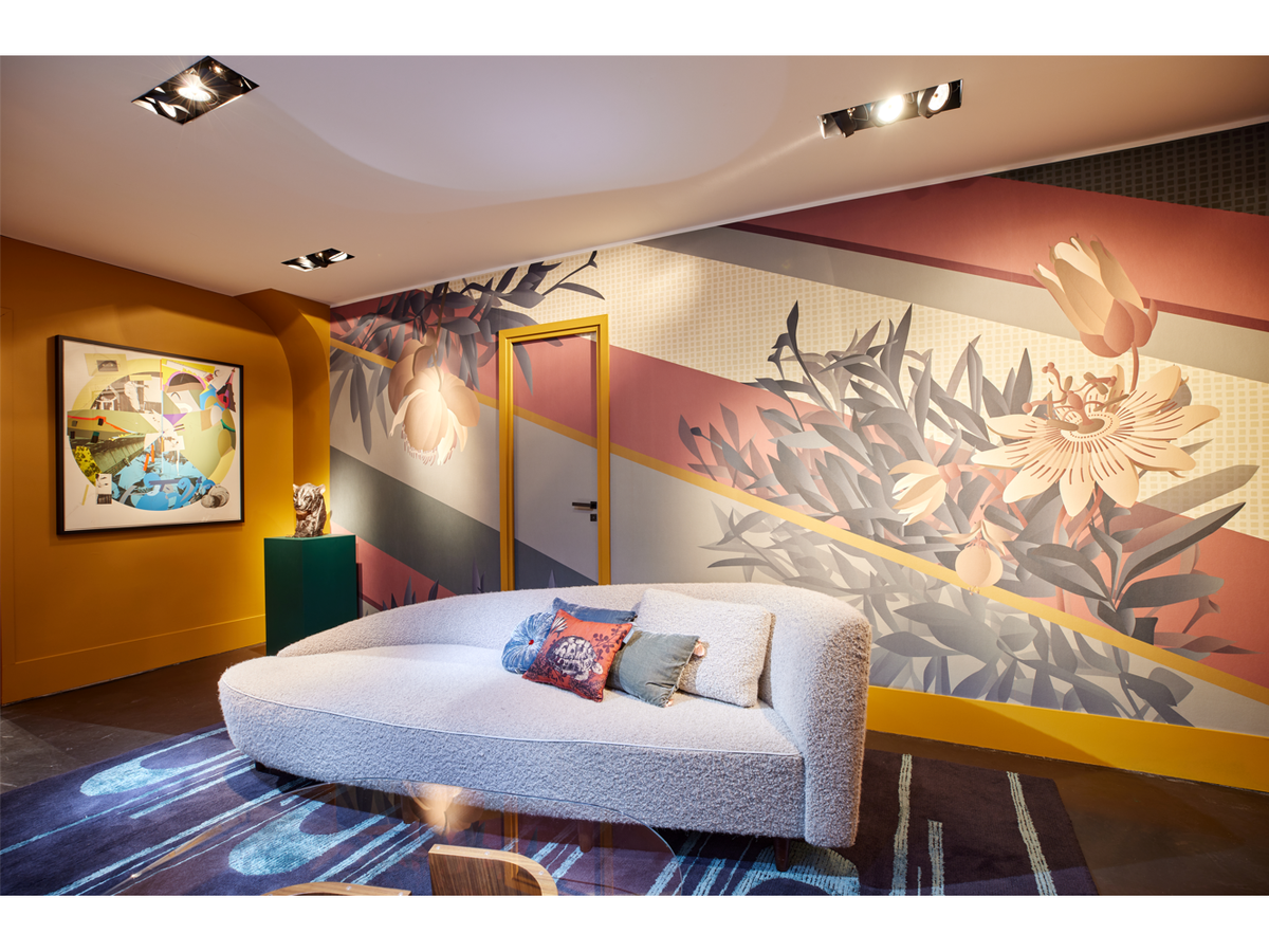 Colour variations for Esotismi collection by Cristina Celestino - exposé à la SECRET GALLERY (19, rue de Varenne, Paris 7e)