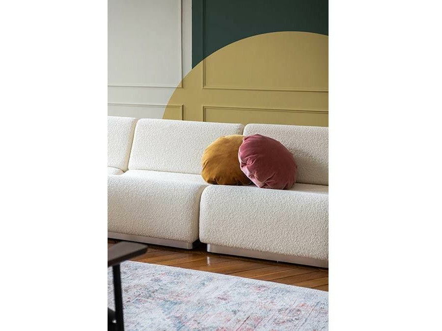 Décor aux couleurs de la collection The Socialite Family x MÉRIGUET-CARRÈRE PARIS